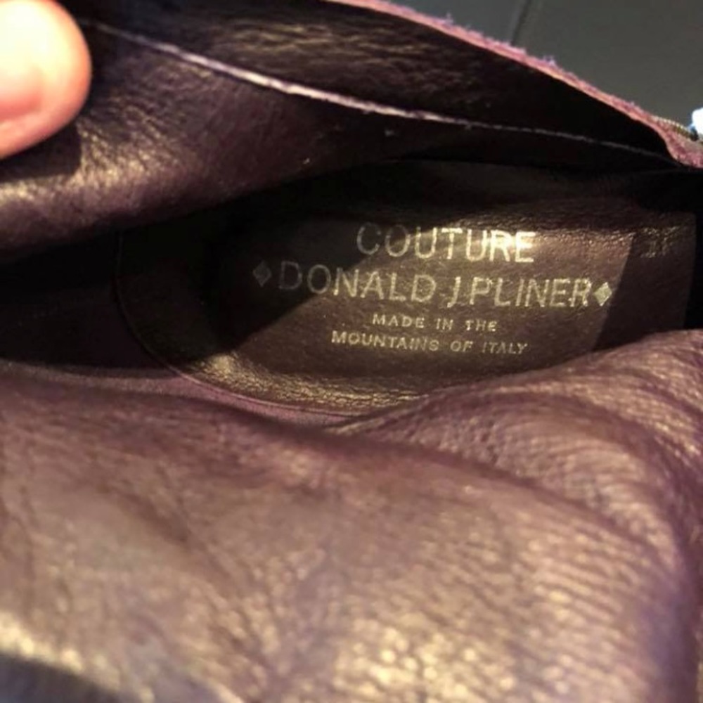 Donald Pliner Couture Boots size 8 1/2